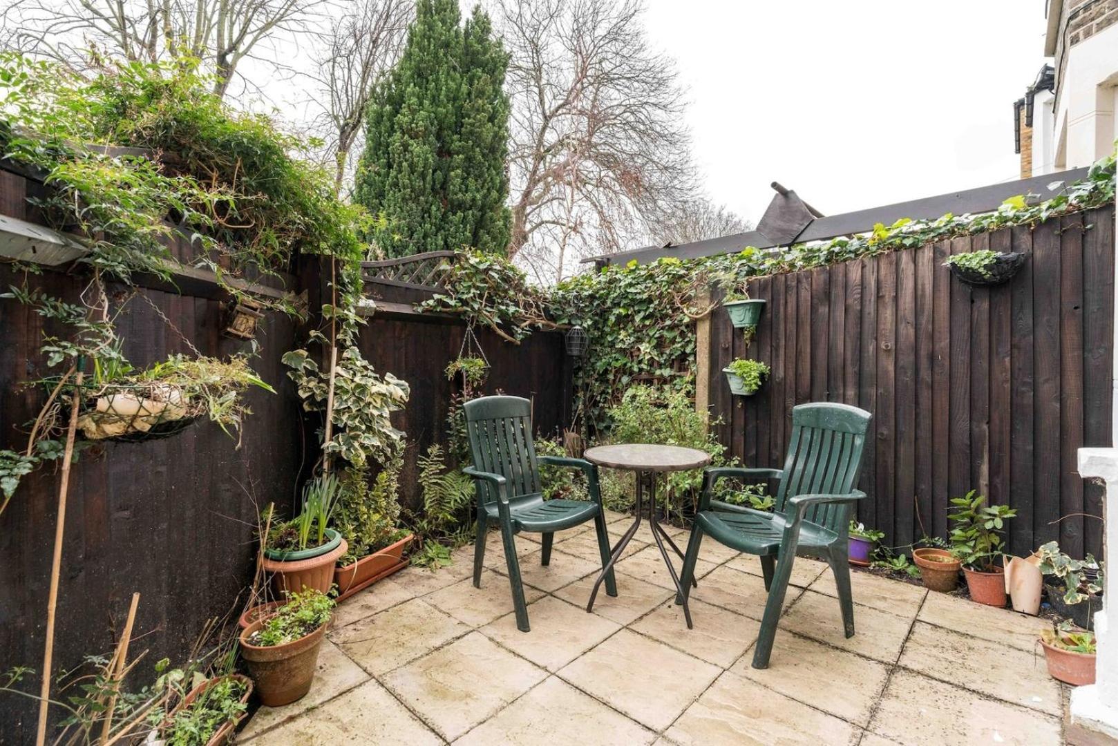 Apartament New Stylish 1 Bedroom Flat With Garden |